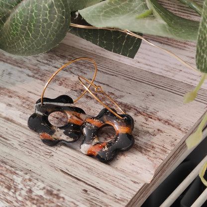 Retro style flower earrings